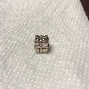 Gift Pandora charm.